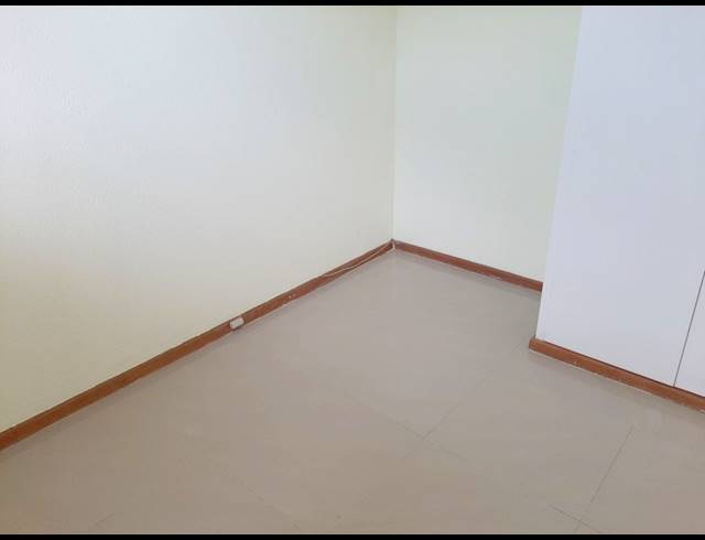 2 bed property to rent in ROSEBANK